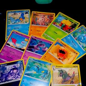 New Pokémon Holo and other cards 😊